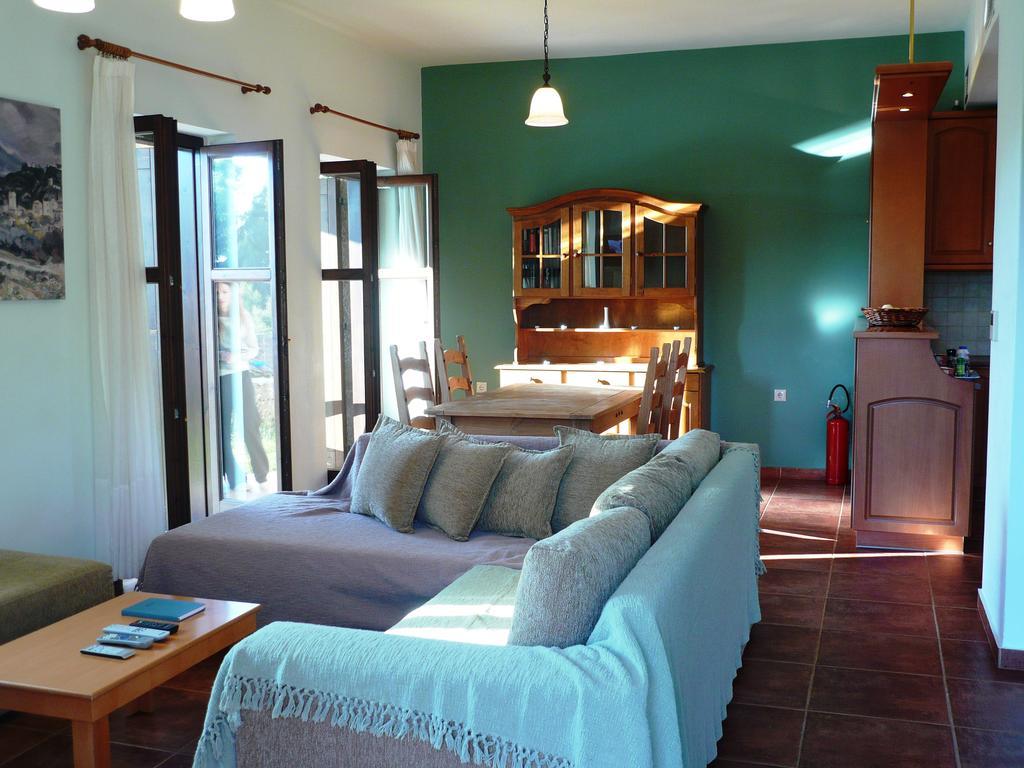 Maison Viros Kardhamili Phòng bức ảnh
