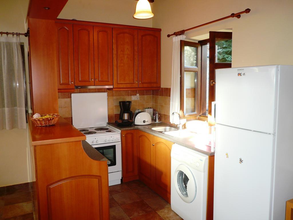 Maison Viros Kardhamili Phòng bức ảnh